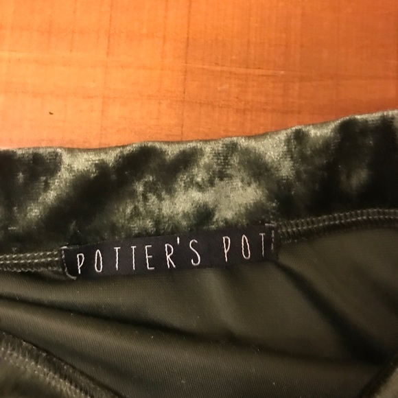 Crushed Velvet Off Shoulder Top - Picture 6 of 7